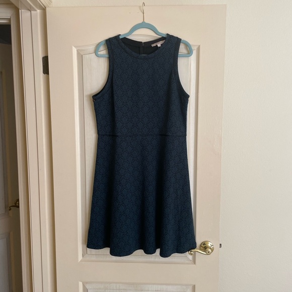 LOFT Dresses & Skirts - 🆕 NWT Ann Taylor Loft Filigree Jacquard Flare Dress; Holiday Green and Black 14